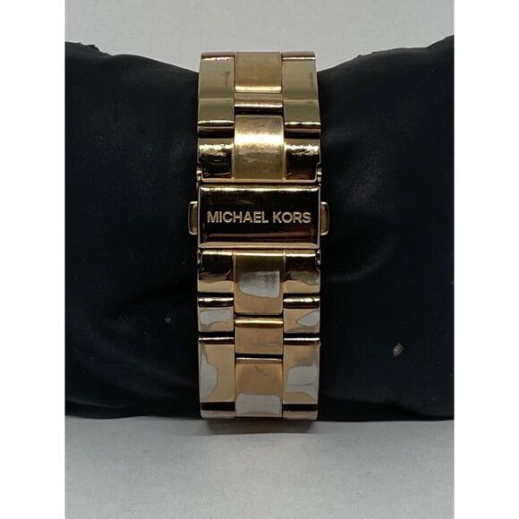 Michael Kors Runway MK5223 Womens Stainless Steel Analog Dial Quartz Watch MP210 - Picture 6 of 12